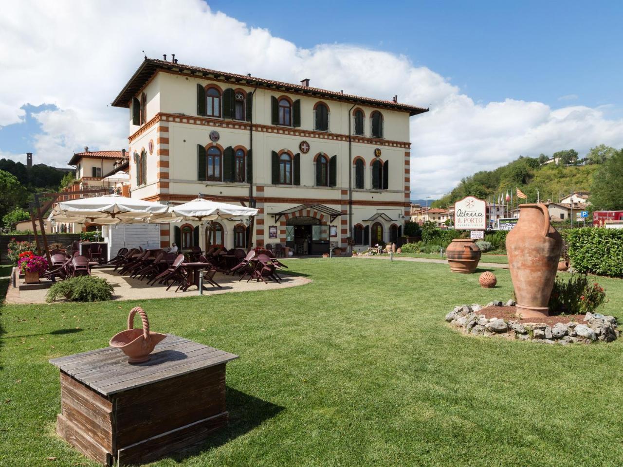Casa Vacanze - Matelda Poppi Exterior photo